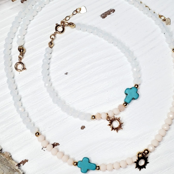 Czech Crystal necklace and bracelet set - Picture 3 of 6